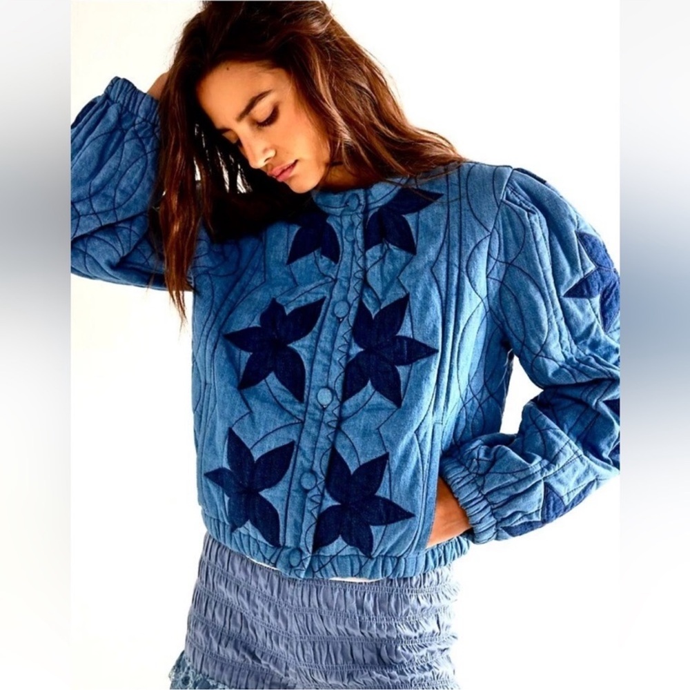 Blue Floral Quilted Women's Jacket
